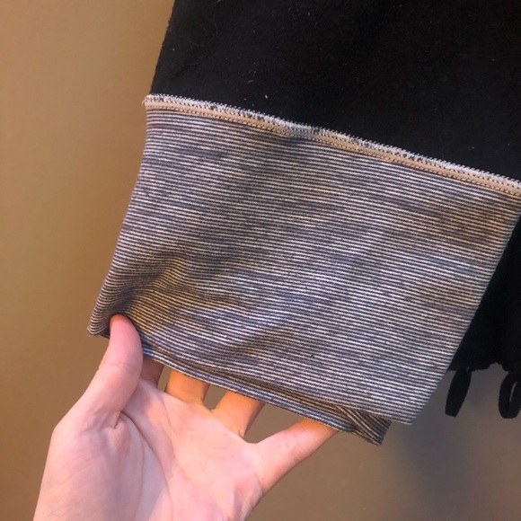 LULU • Athletic Pants - Picture 2 of 4